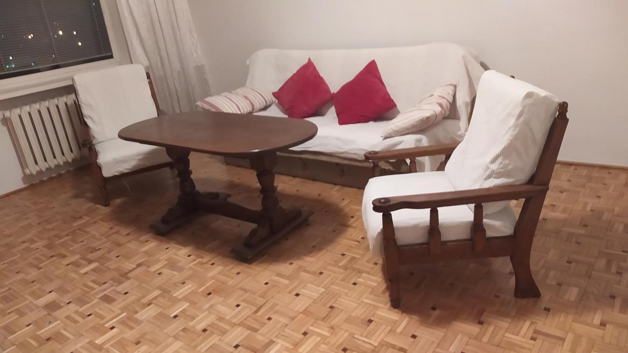 Uroczy Apartament Z Bezplatnych Parkingiem Warszawa Eksteriør billede